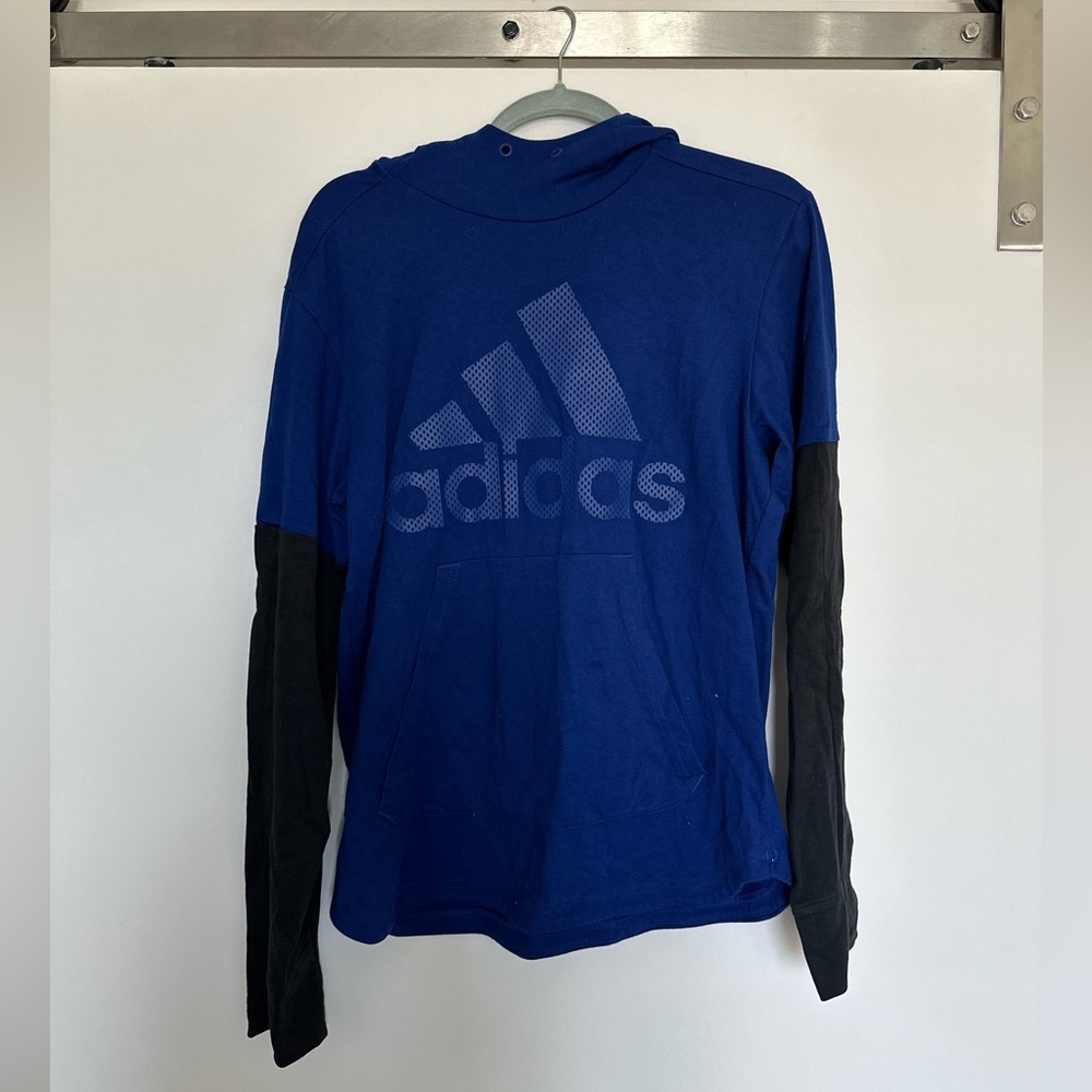 Adidas Sweatshirt
